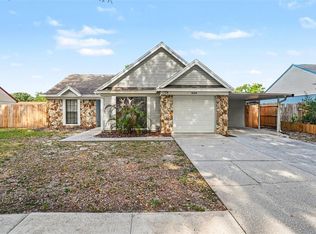 826 Sunridge Point Dr, Seffner, FL 33584