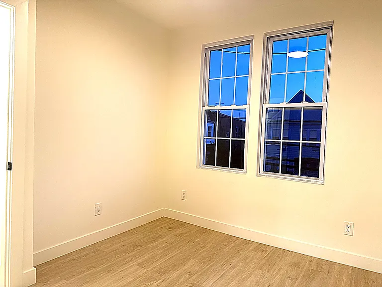 336A Danforth Ave #3 — Photo 15