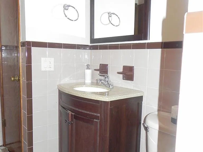 52 Wilson St #2 — Photo 12