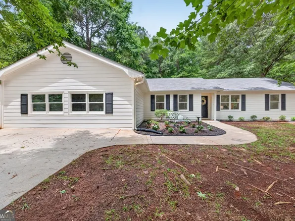 100 Willow Shoals Dr, Covington, GA 30016