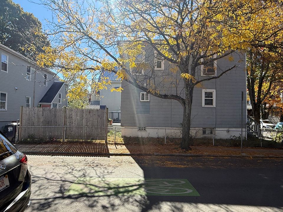 2nd image of 77 Montgomery St