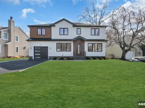 48 Glen Blvd, Glen Rock, NJ 07452