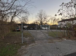330 Connecticut St, Houston, TX 77029