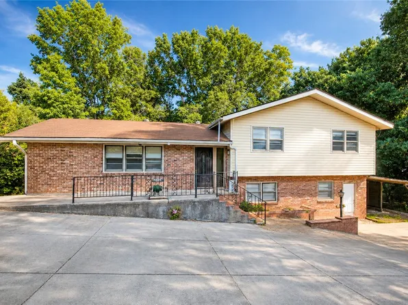 206 4th Ave, Opelika, AL 36801