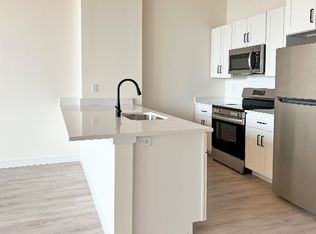 120 Water St APT 3505, North Andover, MA 01845
