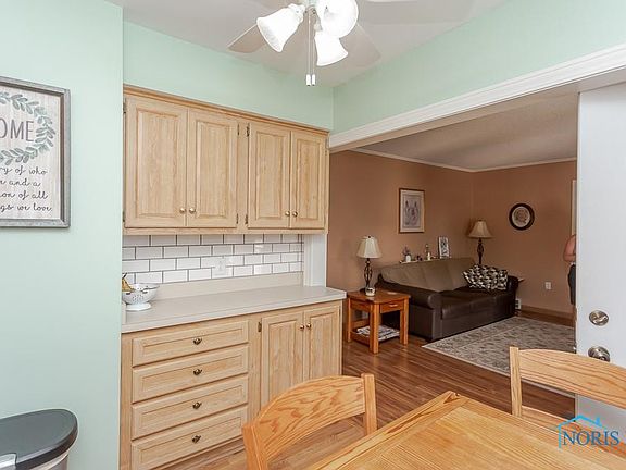 2nd image of 1750 Berkshire Pl