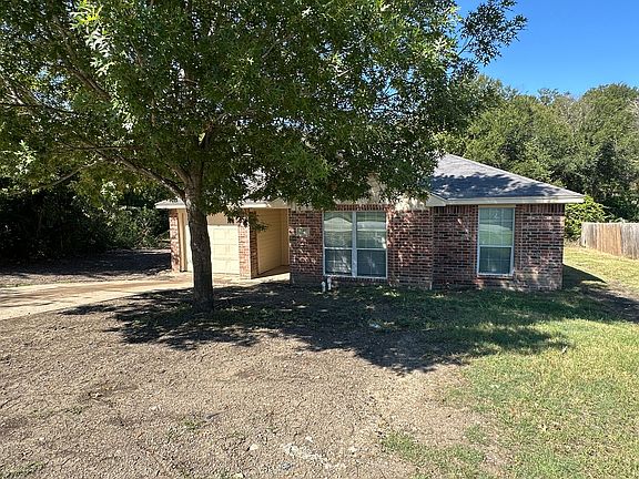 2nd image of 7907 Leigh Ann Dr