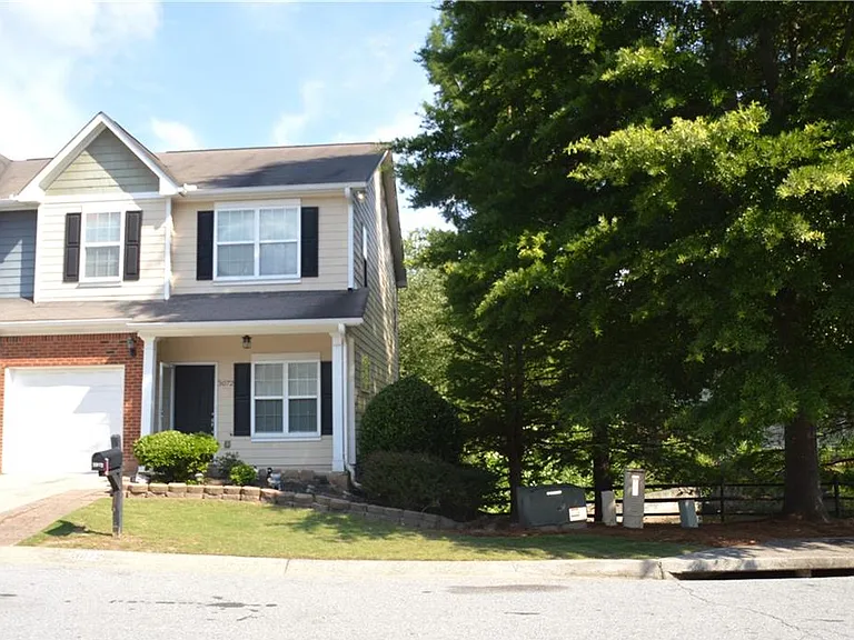 3072 Cedar Glade Ln — Photo 1