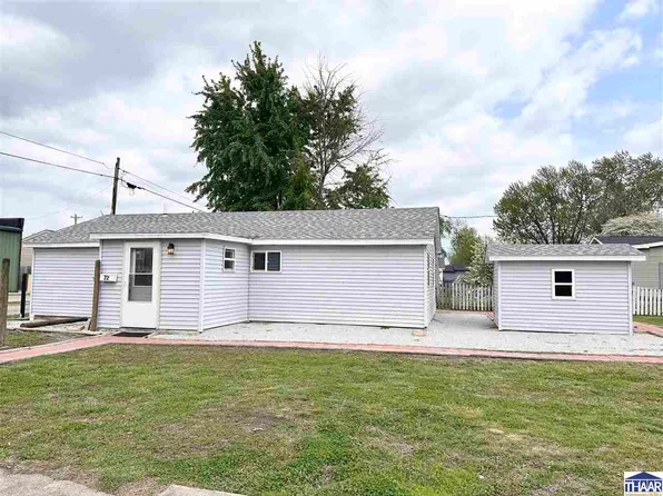22 S 5th St W, West Terre Haute, IN 47885