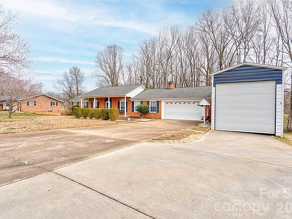 4th image of 1516 Marlwood Dr