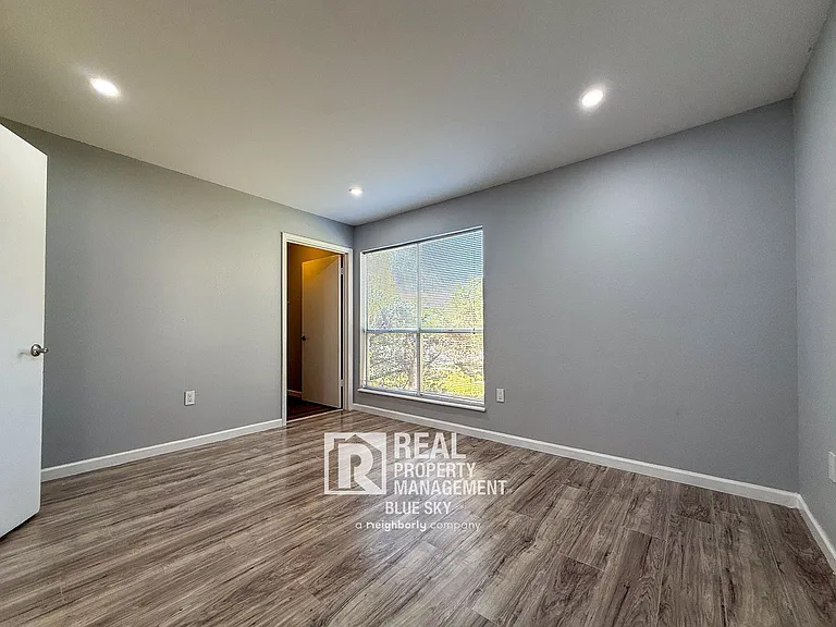 9481 Highland Oak Dr #1502 — Photo 13