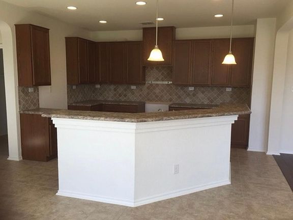 2nd image of 1335 Plaza Lake Dr