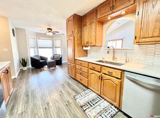 5730 Limestone Rd, Lincoln, NE 68512