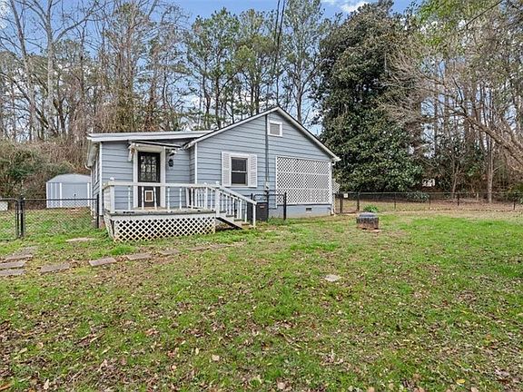 5th image of 80 Jones St