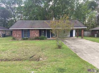 10657 Carmel Dr, Baton Rouge, LA 70818