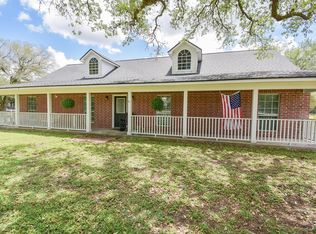 4427 County Road 382, Louise, TX 77455