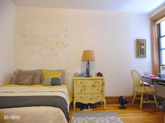 Rented by Citi Habitats | media 18