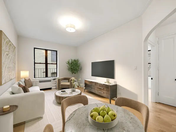 668 Riverside Drive image 1 of 10