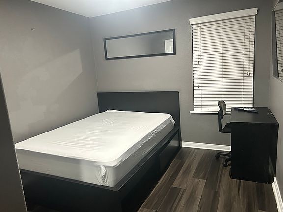 2nd image of 2615 Skyview Silver Dr