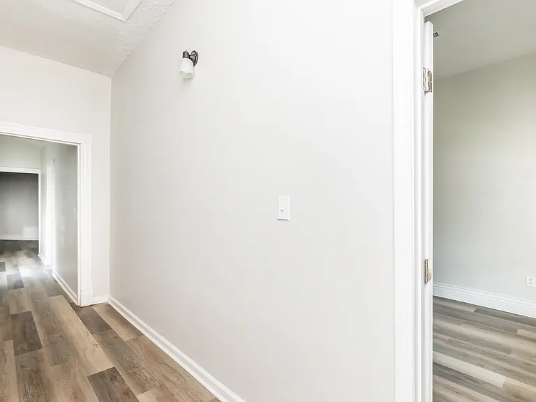 1724 Garland Ave — Photo 9