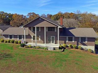 728 Wiggins Rd, Mooresville, NC 28115