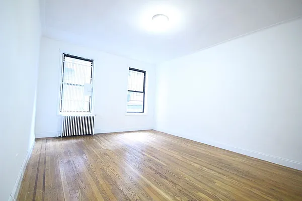 Rented by Dynamik Realty | media 15