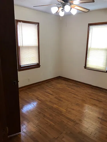 1615 Terry St Photo 1