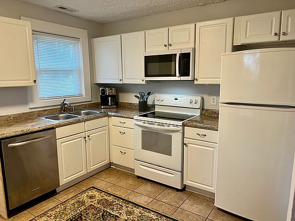 4th image of 511 Perry Ave #C