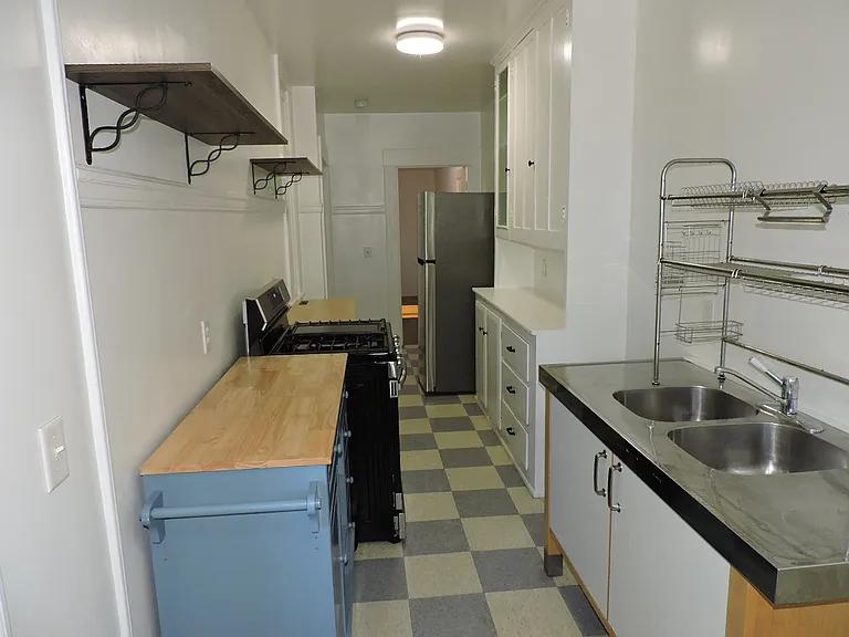 1628-1630 G St #1628-B — Photo 15