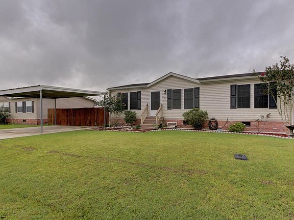 3rd image of 207 Windcreek Ln