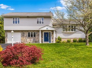 3514 Katrina Dr, Yorktown Heights, NY 10598