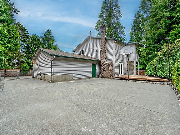 3rd image of 18222 145th Ct NE