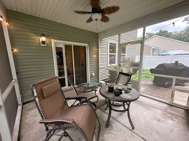 17 Cedar Creek Cir — Photo 29