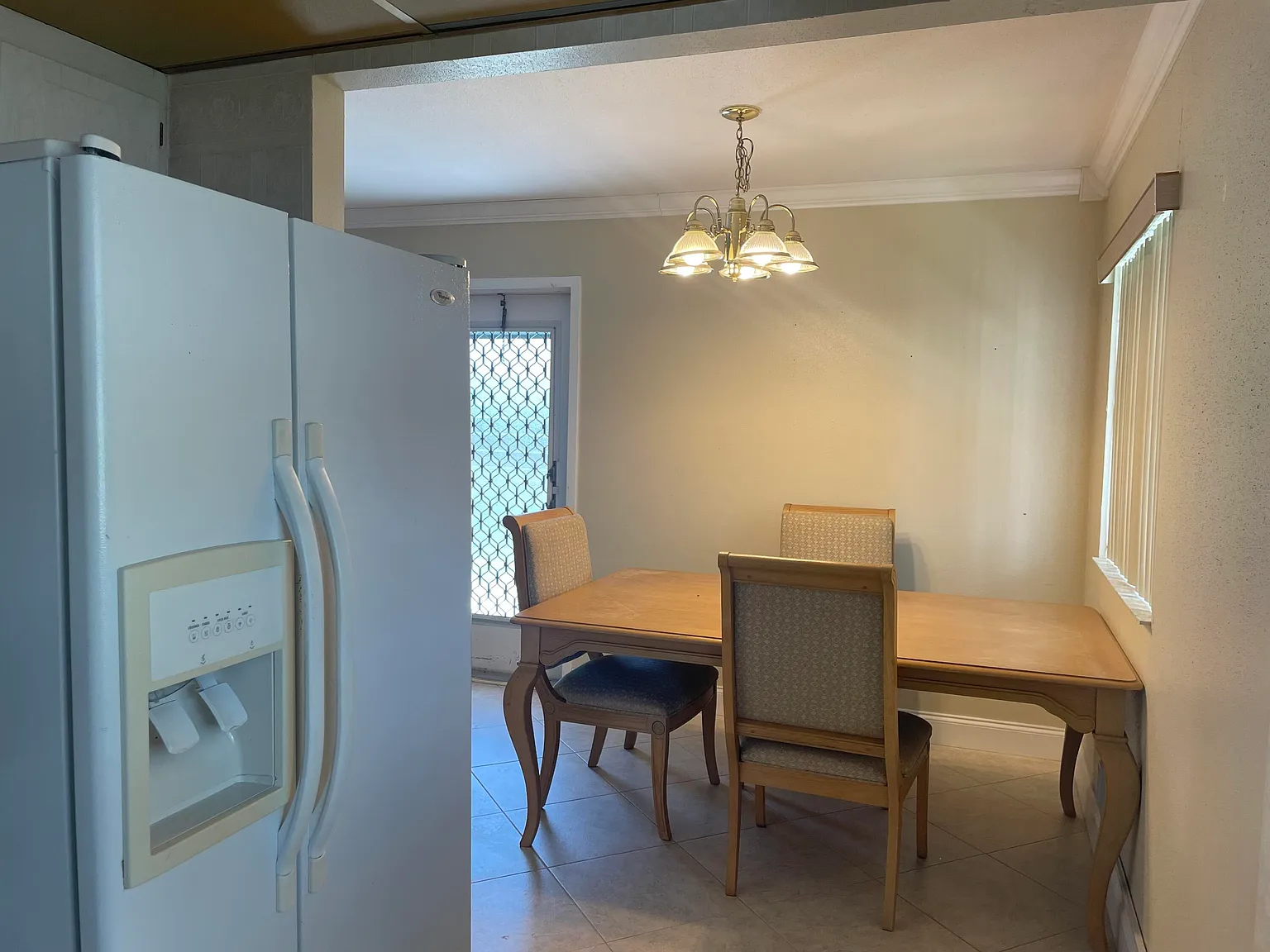 2 bed, 2.0 bath, 880 sqft, $1,600 — Photo 3