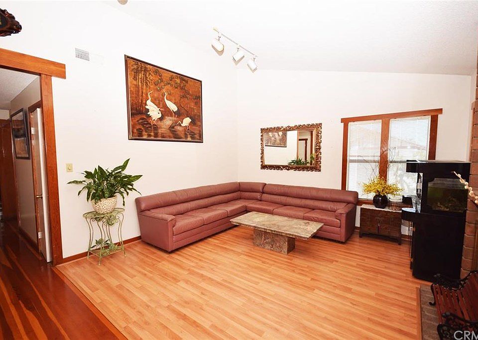 1st image of 7671 Larkspur Dr