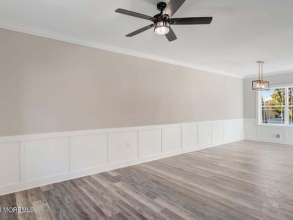 4th image of 36 Watts Avenue