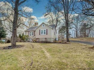 190 North Dr, Saugerties, NY 12477