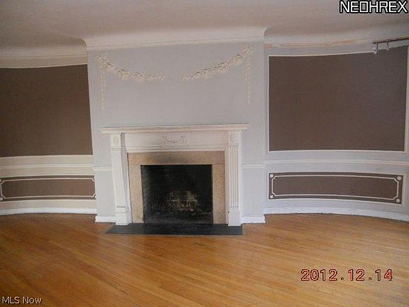5th image of 16300 Van Aken Blvd APT 405C