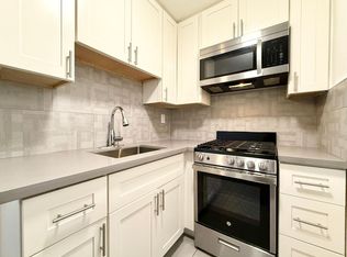 1375 Adobe Dr, Pacifica, CA 94044