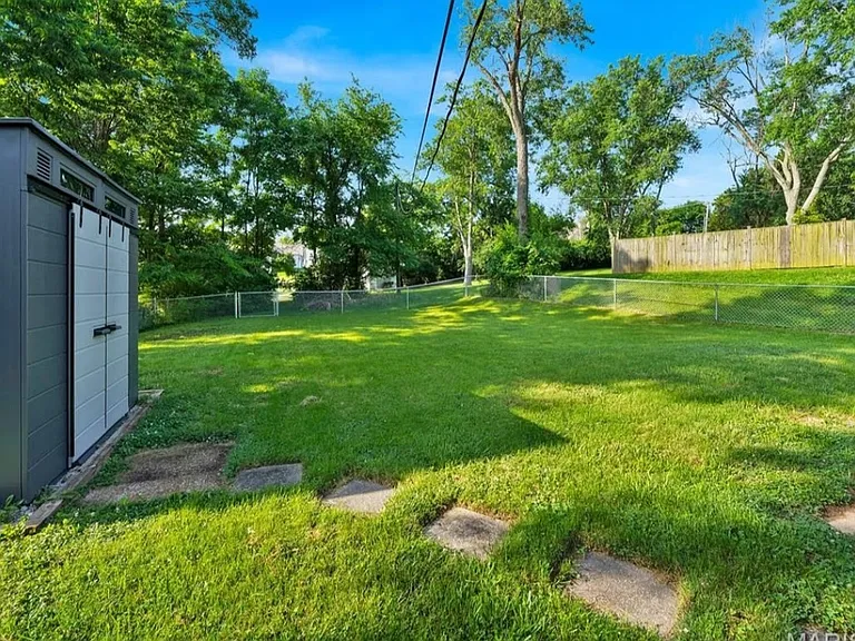 283 Ramsey Ln — Photo 20