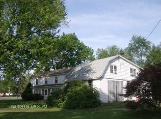 346 River Rd, Jersey Shore, PA 17740