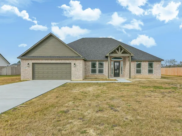 6611 Freret Bayou Dr, Baytown, TX 77523