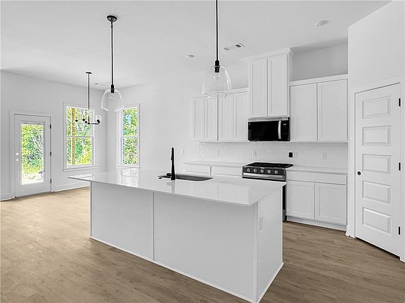 6th image of this home