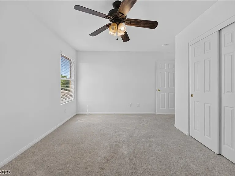 3799 Honey Ridge Ct — Photo 35