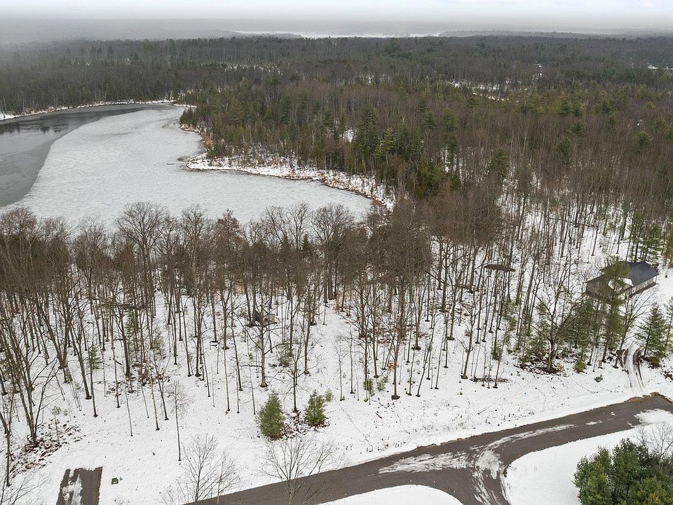 1st image of Old Cabin Dr #16
