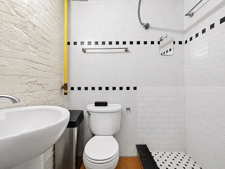 38 Dartmouth St #1 — Photo 8