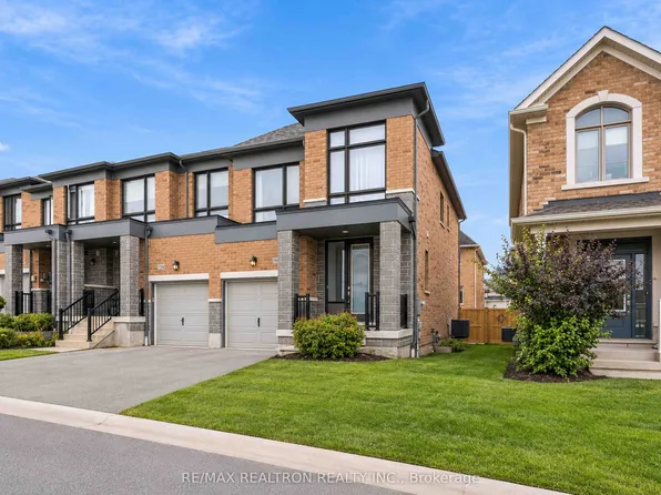 1160 Drawstring Ln, Pickering, ON L1X 0G7
