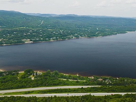 4th image of 40 Boom Siding Road