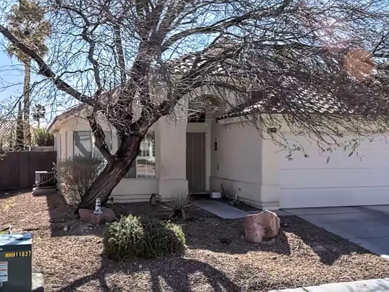 4556 Savin Cir — Photo 2