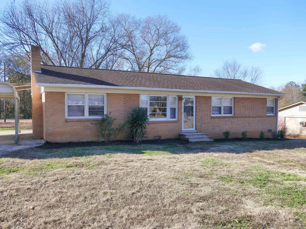 121 Knollcrest Dr, Gaffney, SC 29340